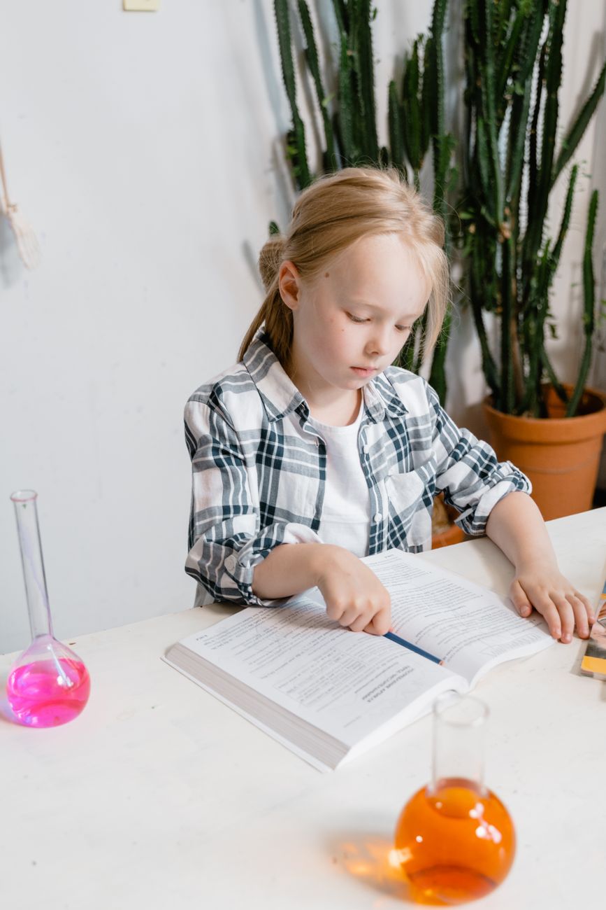 KI Labor für Kinder und Jugendliche verstehen, ausprobieren und gestalten mit KI!