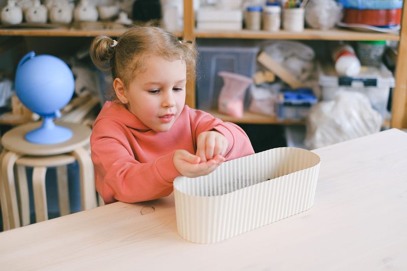 H8 - Kinderkrippenbaukurs, mit Figuren aus Ton