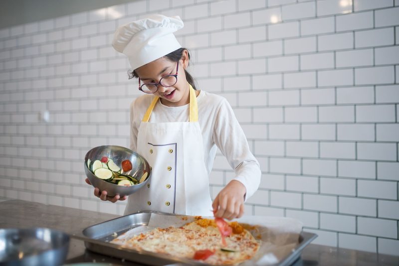 Pizzabacken im Jugendtreff (Herbstferien)