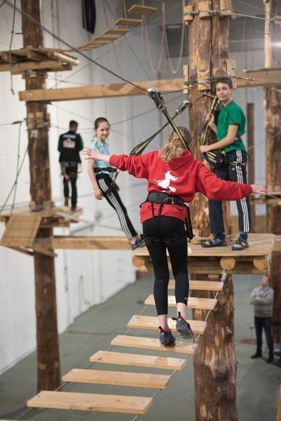 Herbst 2: Abenteuercamp im Indoor-Kletterpark