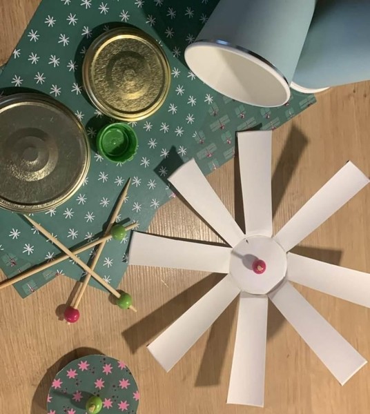 Fluppi-Bastel-Klub: Wir basteln einen Kreisel - Für Eltern mit einem Kind von 3-6 Jahren
