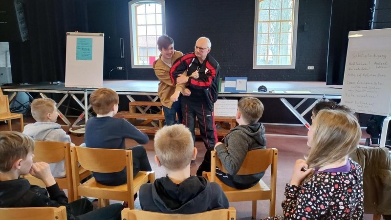 Nein heißt Nein! Selbstverteidigung für Kinder und Jugendliche.